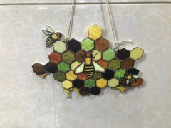 Color Wasp Pendant Crafts