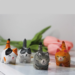 Wooden Cats Figurines Sculpture Statue Lovely Small Carved Orange Cats Statue Handmade Wood Kitten Art Carving Work.